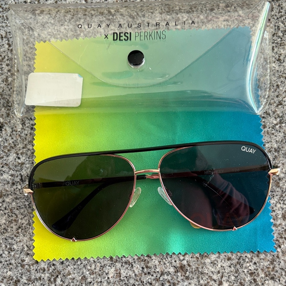 Quay Australia Black and Gold Aviator Sunglasses men or women